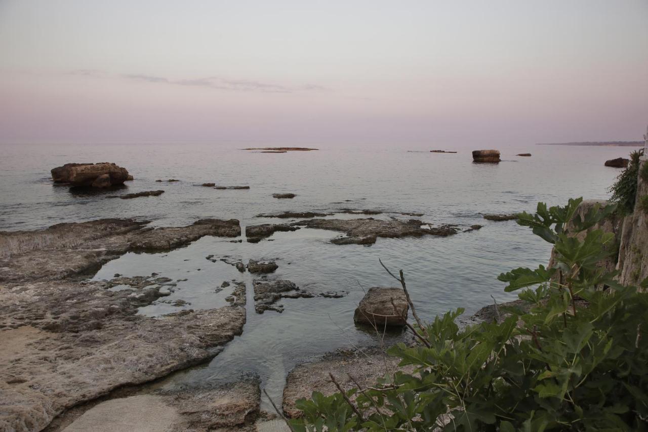 Le Bain Suite - Accanto Al Mare Vicinissima A Ortigia E Al Teatro Syracuse Екстер'єр фото