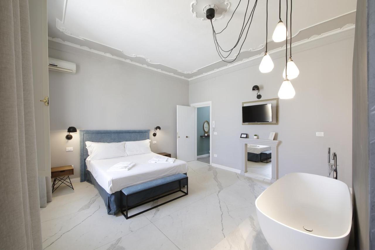Le Bain Suite - Accanto Al Mare Vicinissima A Ortigia E Al Teatro Syracuse Екстер'єр фото
