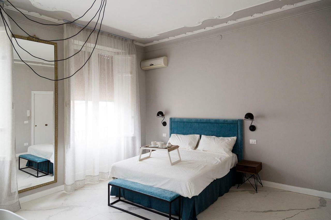 Le Bain Suite - Accanto Al Mare Vicinissima A Ortigia E Al Teatro Syracuse Екстер'єр фото