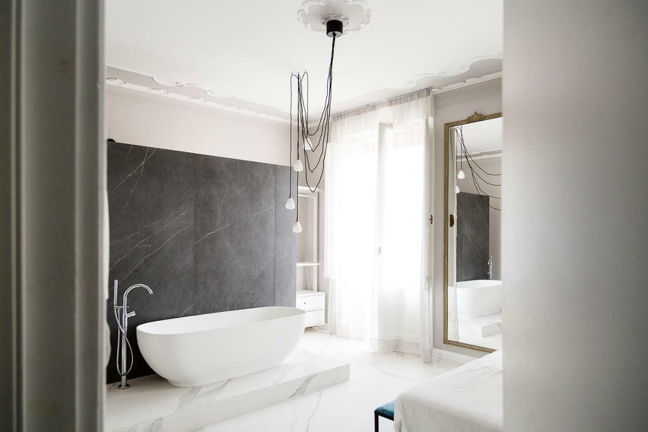 Le Bain Suite - Accanto Al Mare Vicinissima A Ortigia E Al Teatro Syracuse Екстер'єр фото